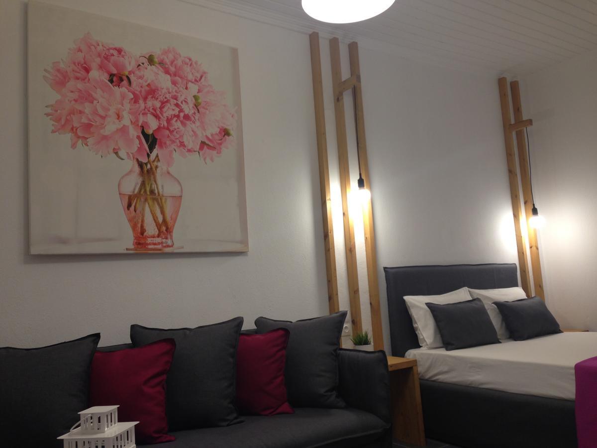 Philoxenia Suites Nea Vrasna Bagian luar foto