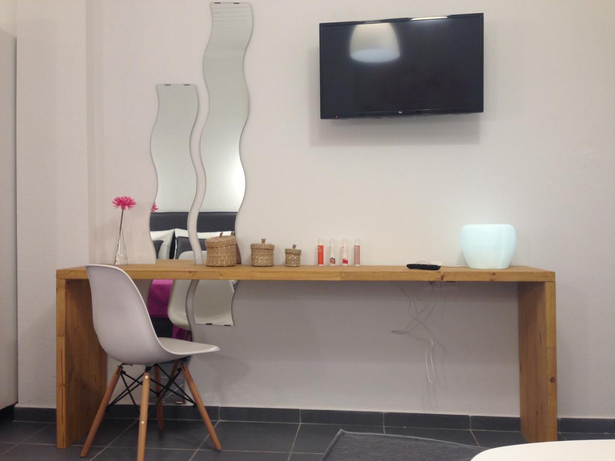 Philoxenia Suites Nea Vrasna Bagian luar foto
