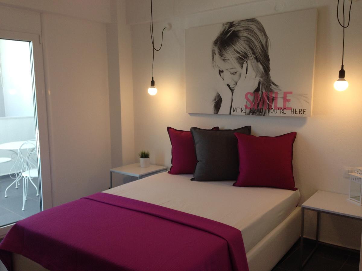 Philoxenia Suites Nea Vrasna Bagian luar foto
