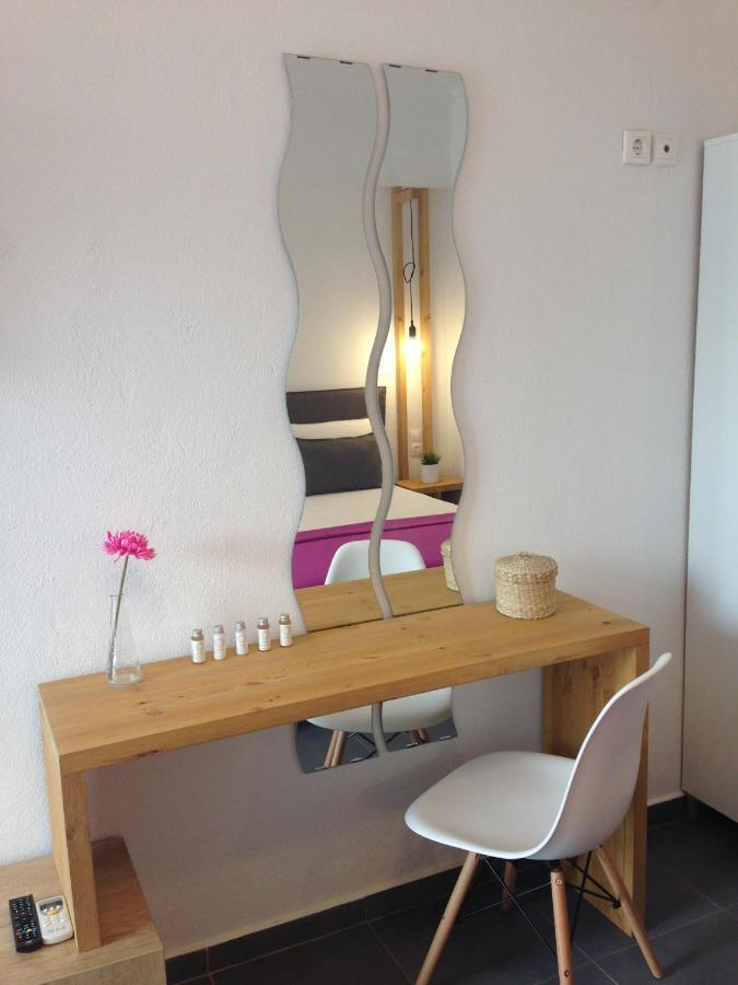 Philoxenia Suites Nea Vrasna Bagian luar foto